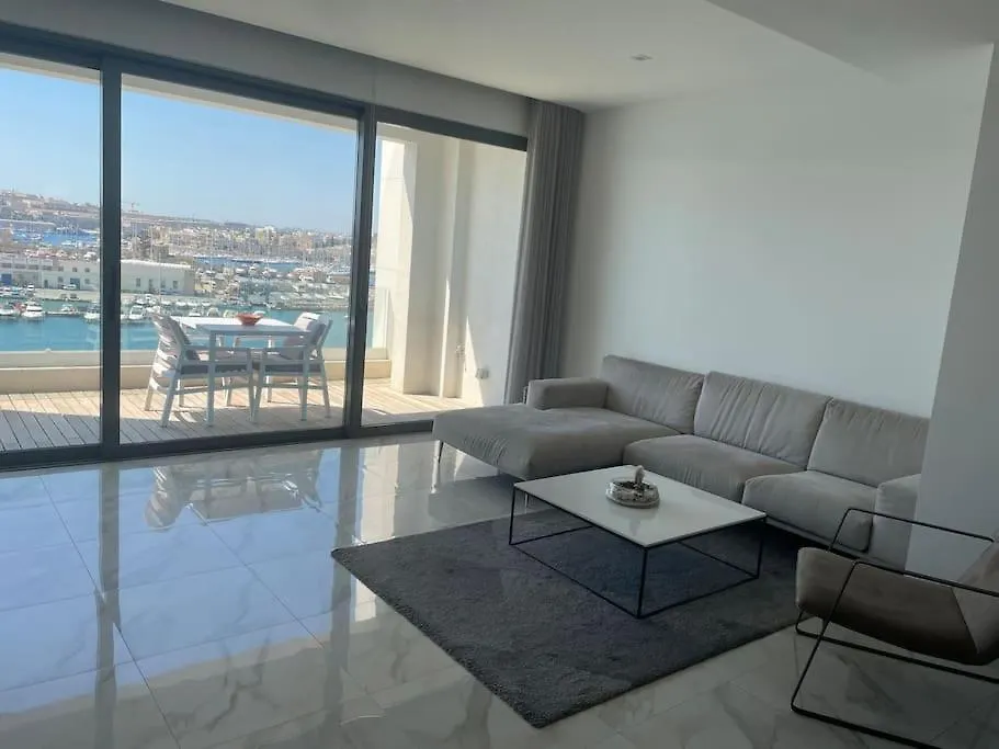Lovely Seaview Two Bedroom Rental Unit In Tas-Sliema Apartamento Sliema
