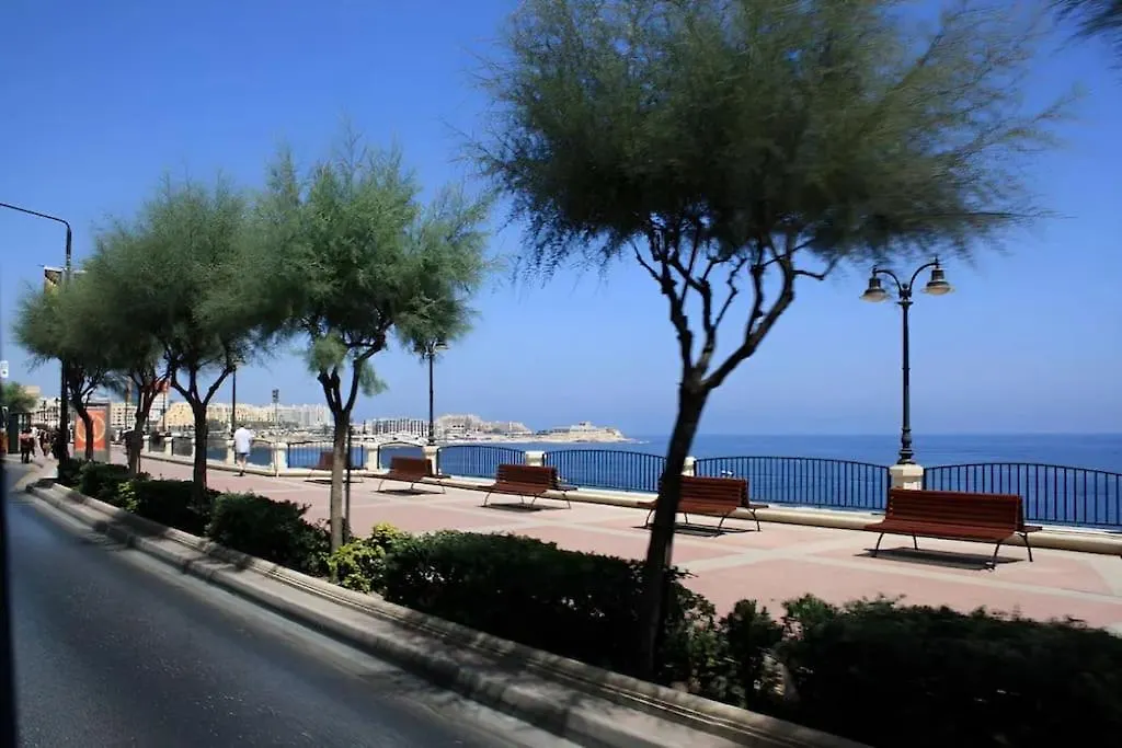 Lovely Seaview Two Bedroom Rental Unit In Tas-Sliema Apartamento Sliema