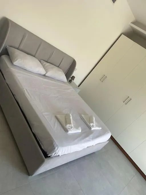 Lovely Seaview Two Bedroom Rental Unit In Tas-Sliema Malta