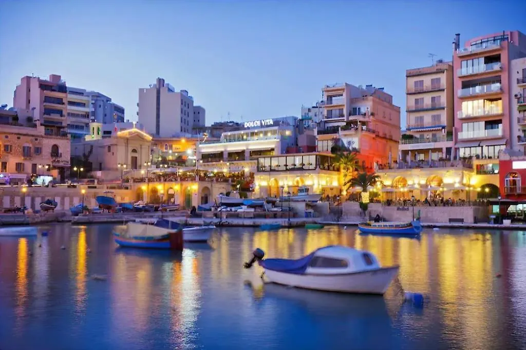 Lovely Seaview Two Bedroom Rental Unit In Tas-Sliema 0*, Sliema
