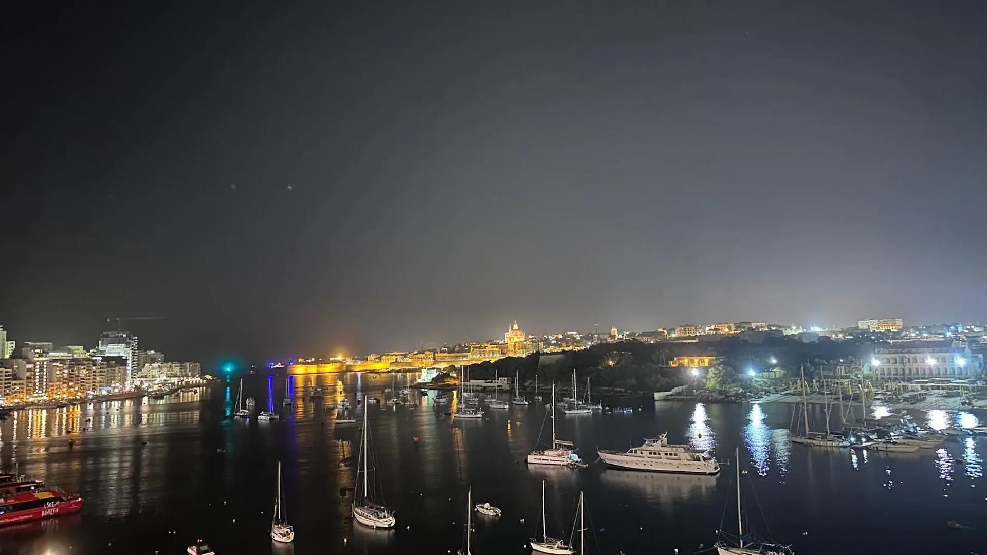 Apartamento Lovely Seaview Two Bedroom Rental Unit In Tas-Sliema